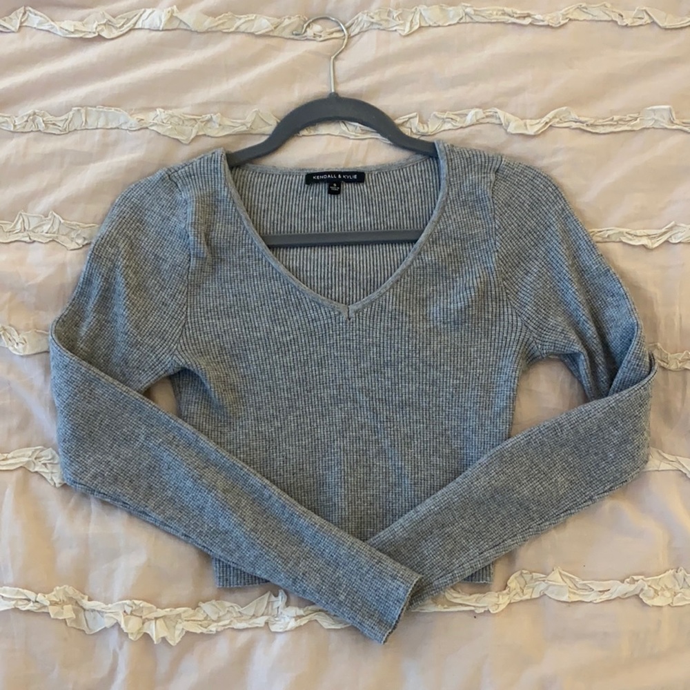 Kendall & Kylie Ribbed Long Sleeve V-neck Crop Top